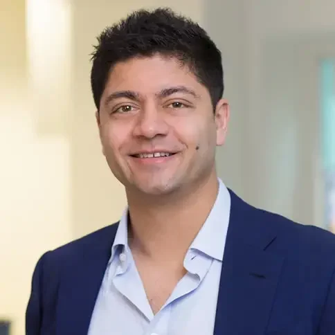 Specialist Prosthodontist & Dental Implant Expert – Dr. Neil Patel, London
